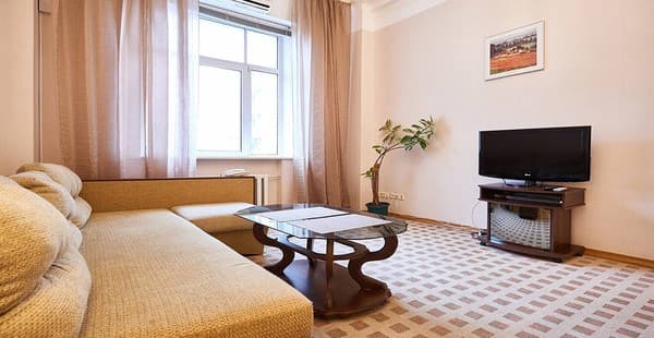 Home Hotel ул. Крещатик, 27 3